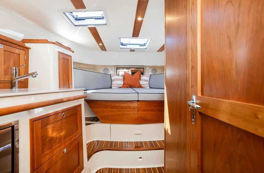 Hinckley Sport Boat 40X