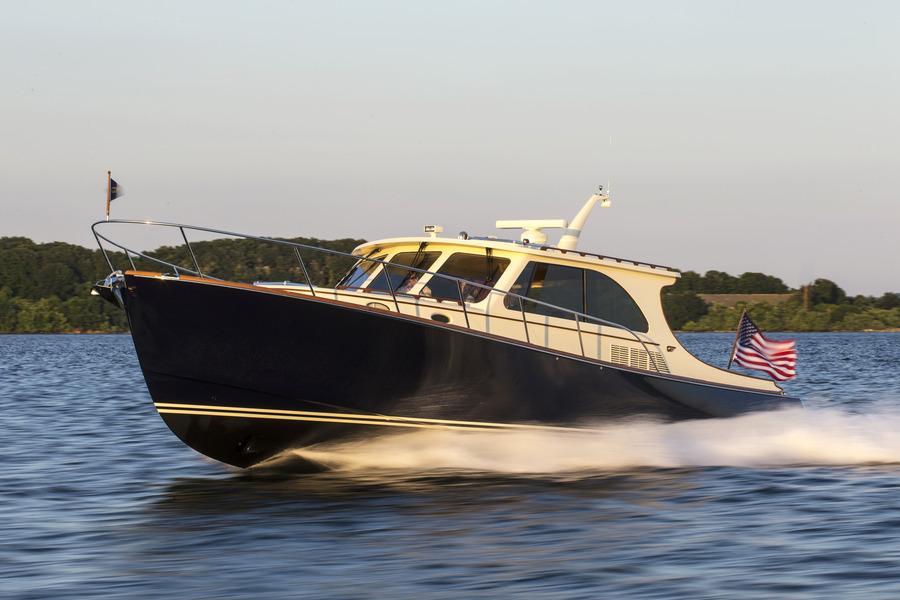 Hinckley Talaria 43 MK II