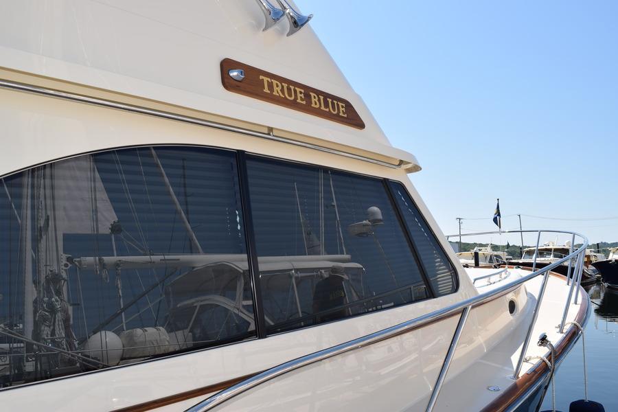 Hinckley Talaria 43 MK II