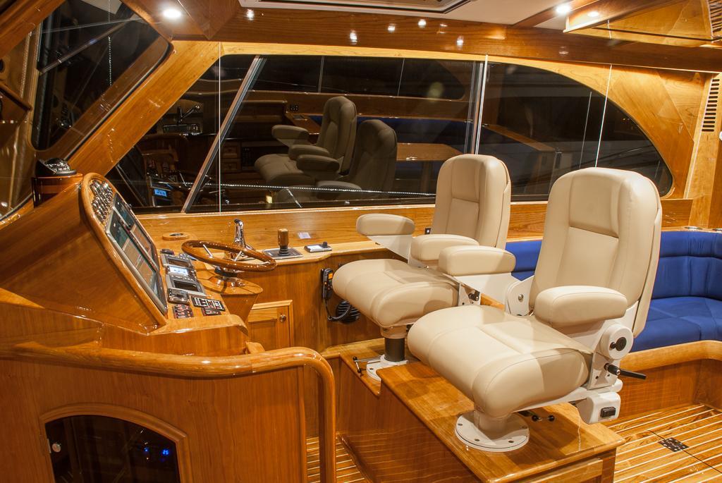 Hinckley Talaria 43 MK II