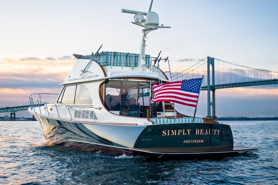 Hinckley Talaria 48 MK II
