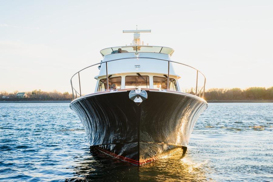 Hinckley Talaria 48 MK II