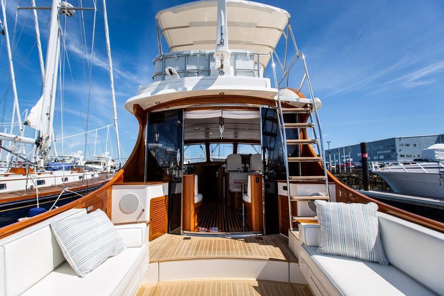 Hinckley Talaria 48 MK II