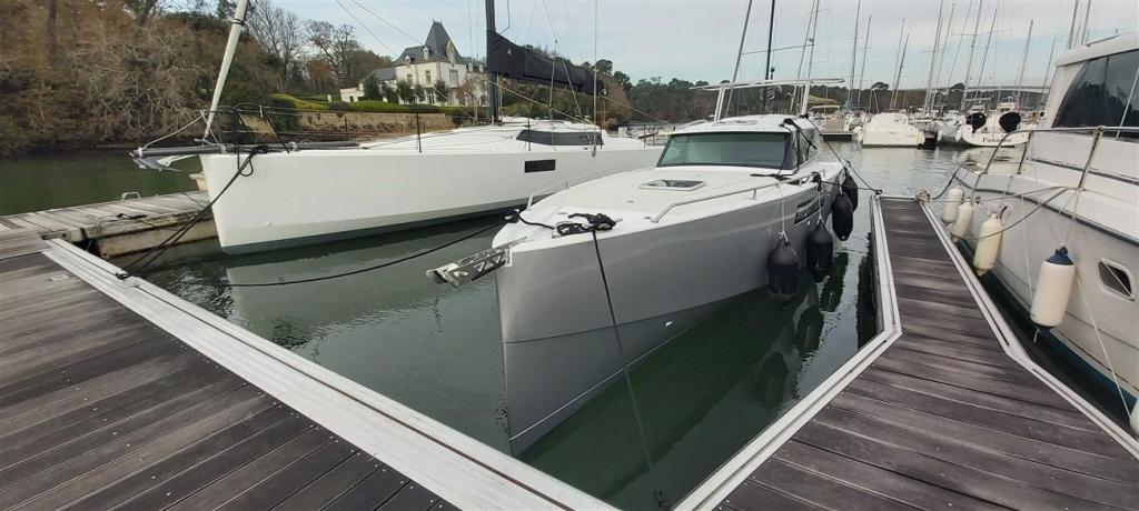 Pogo Loxo 32 Hors Bord