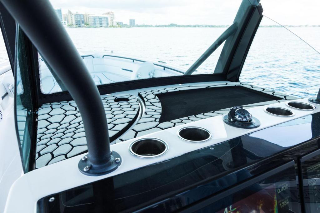 Wellcraft 352 Fisherman