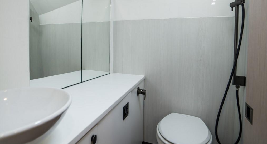 Fairline 33 Outboard