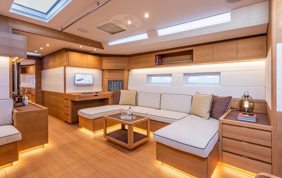 Grand Soleil 72