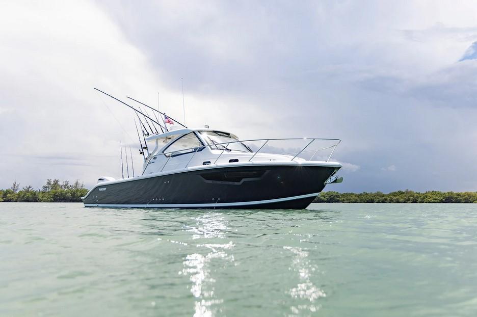 Pursuit Offshore OS 325