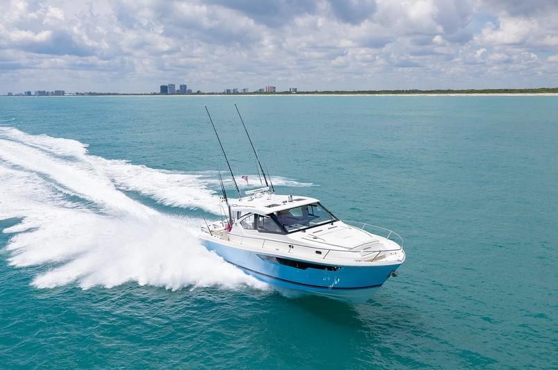 Pursuit Offshore OS 445