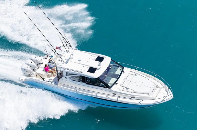 Pursuit Offshore OS 445
