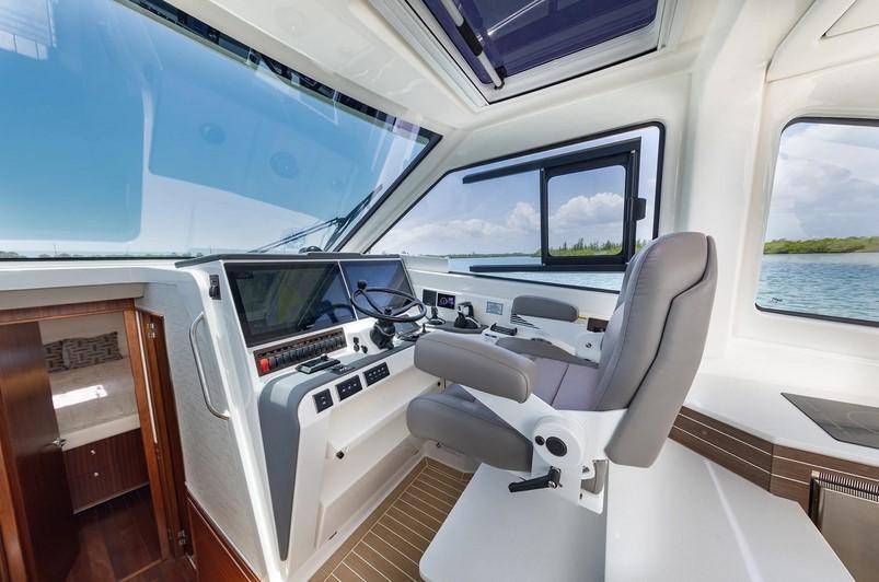 Pursuit Offshore OS 445