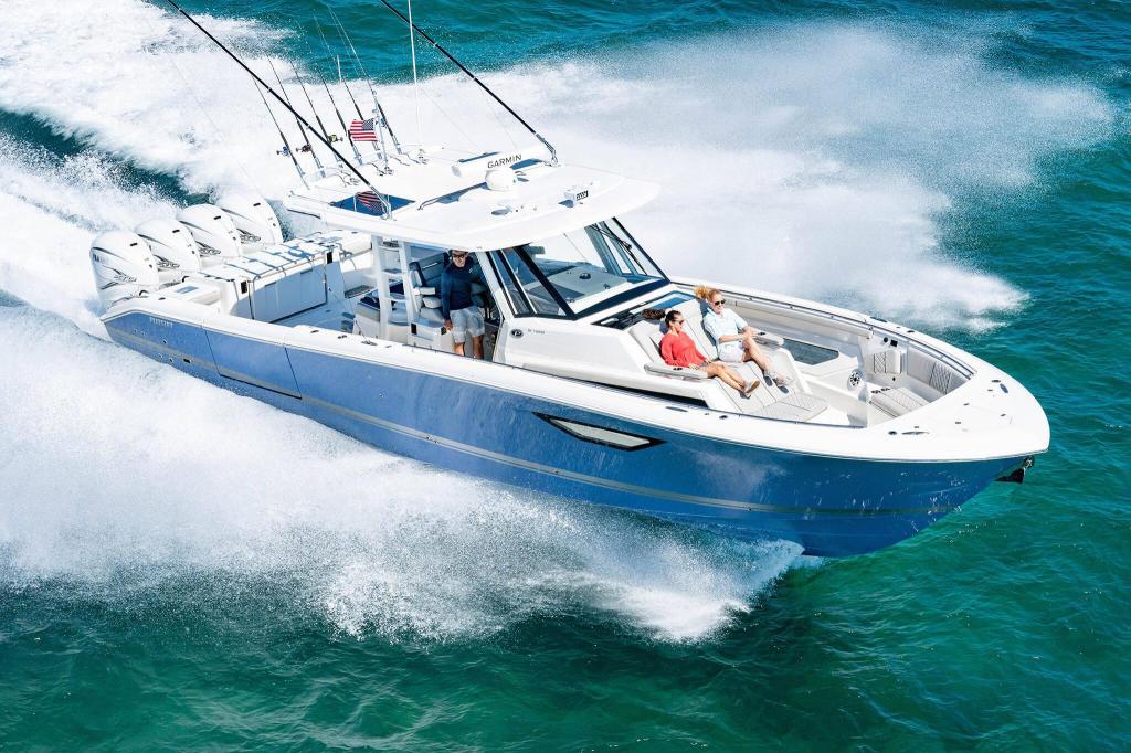 Pursuit Sport S 428