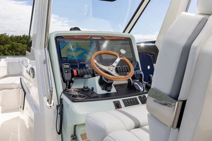 Pursuit Sport S 328