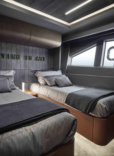 AB Yachts AB 100