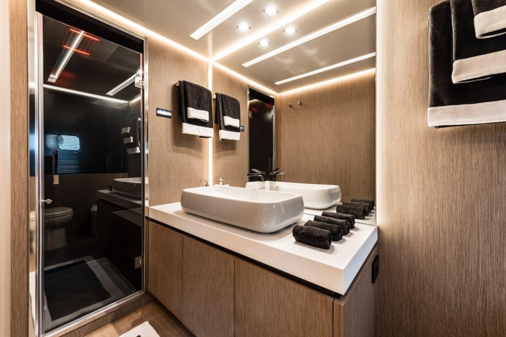 AB Yachts AB 80