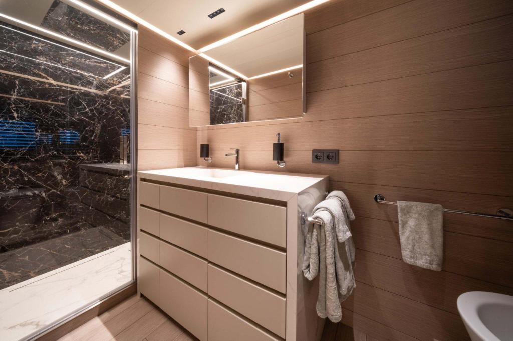 AB Yachts AB 80