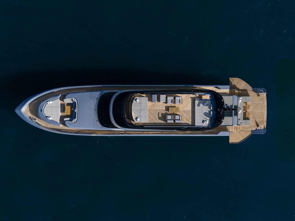 AB Yachts AB 130