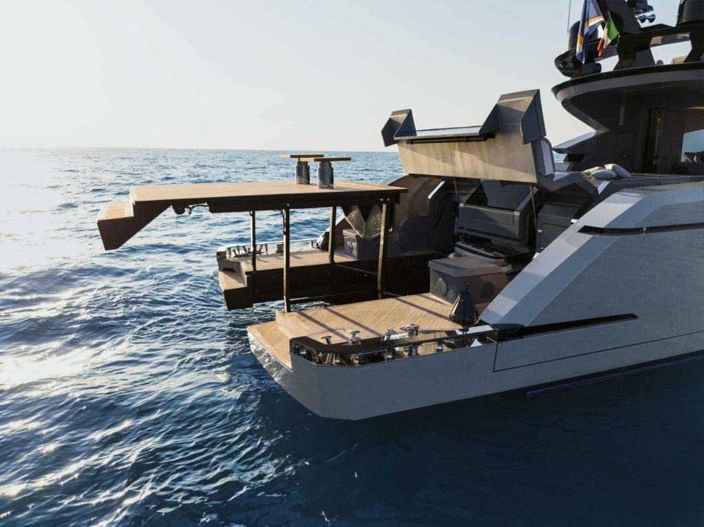 AB Yachts AB 130