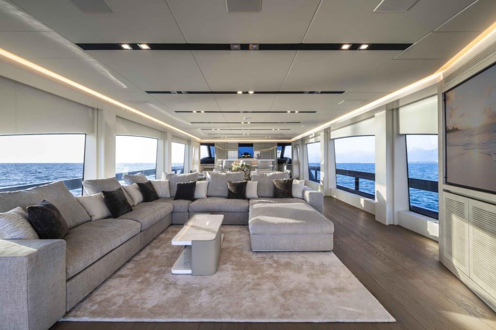 AB Yachts AB 130