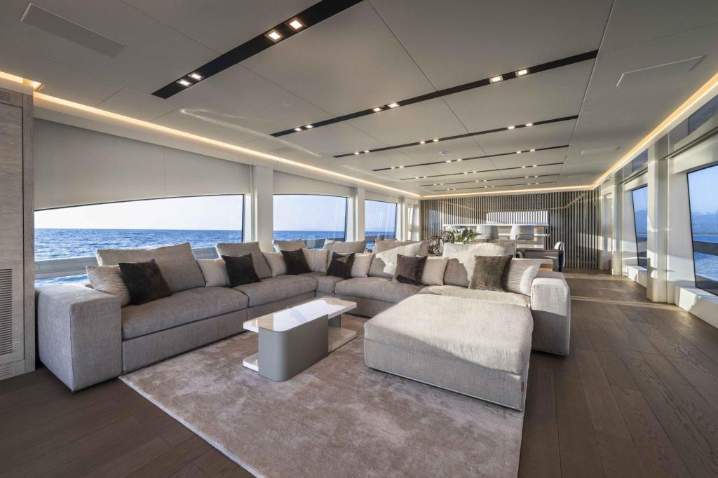 AB Yachts AB 130