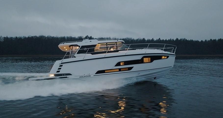 Aquador 400 Hard Top