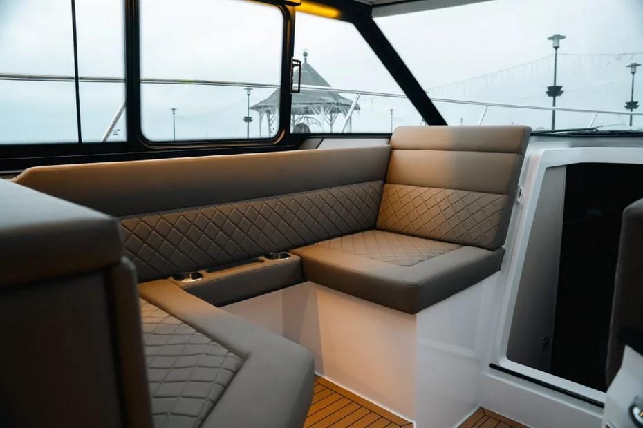 Aquador 400 Hard Top