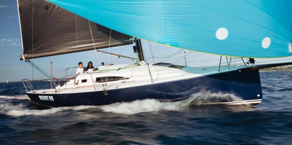 J Boats J 99