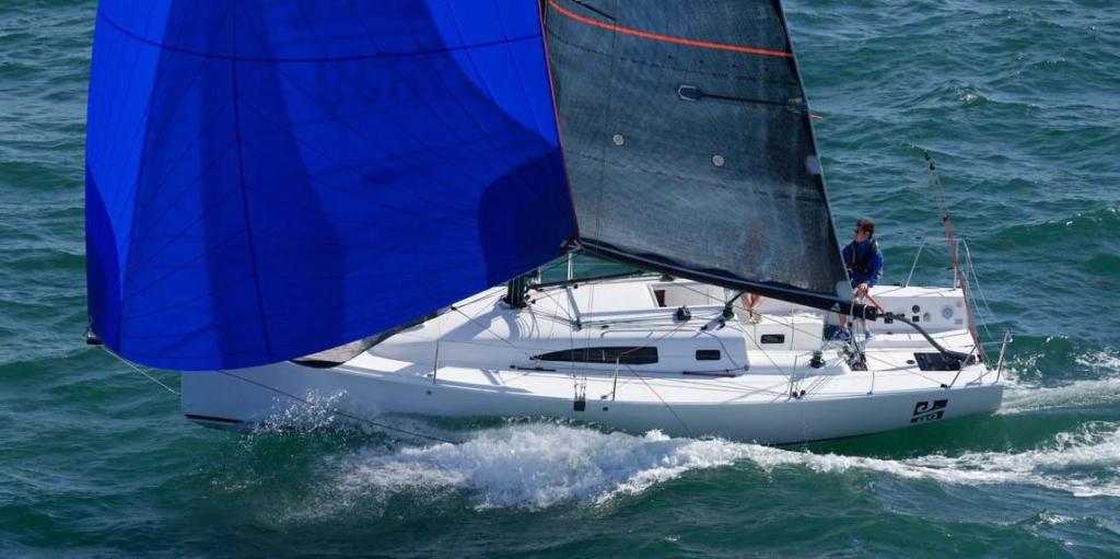 J Boats J 99