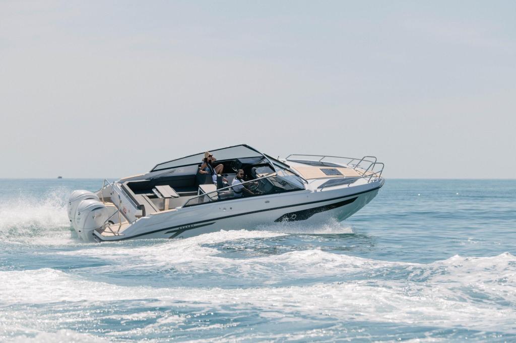 Finnmaster T9 Day Cruiser