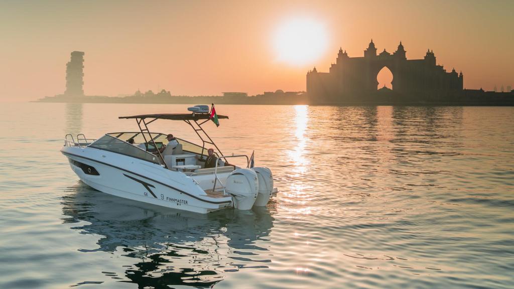 Finnmaster T9 Day Cruiser