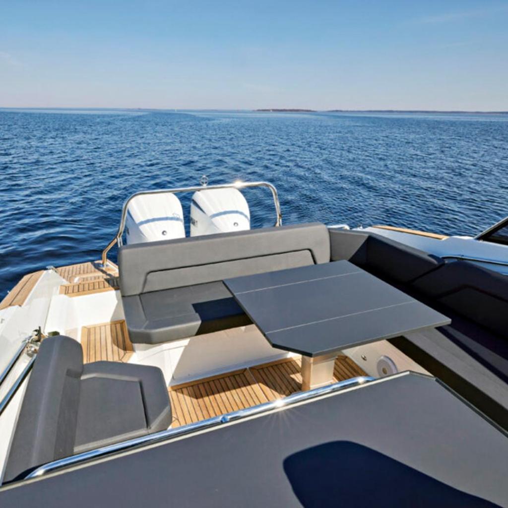 Finnmaster T9 Day Cruiser