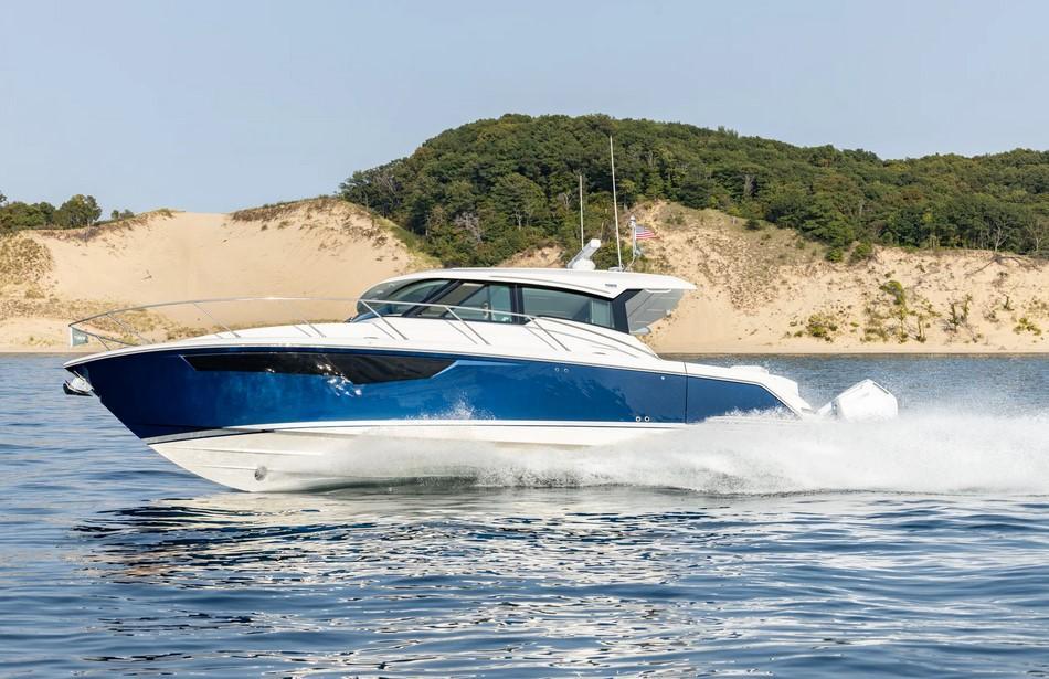 Tiara 43 LE