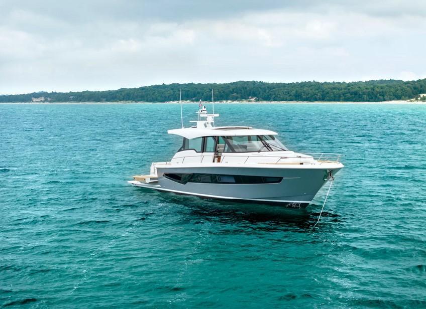 Tiara EX 60