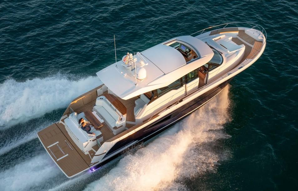 Tiara EX 60