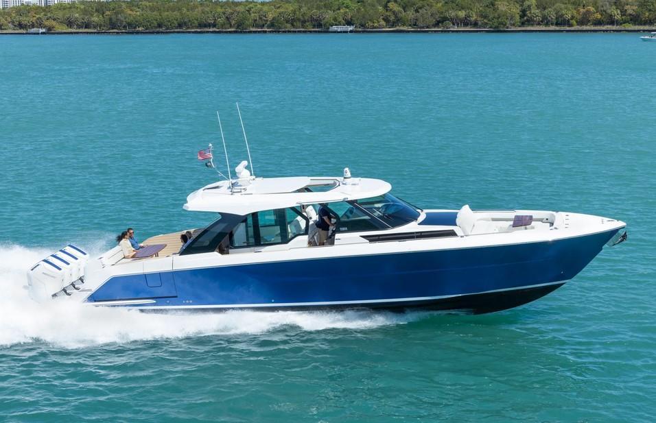 Tiara 56 LS