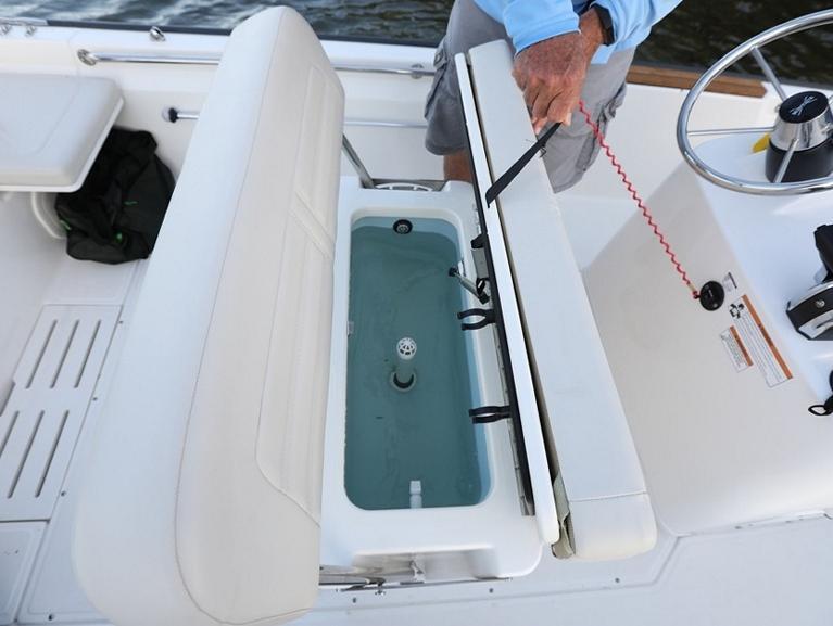 Boston Whaler 170 Montauk