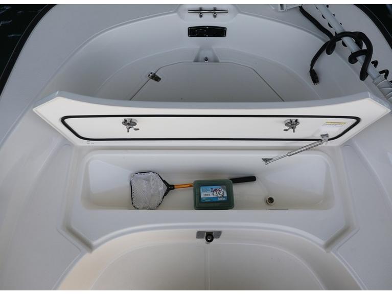 Boston Whaler 170 Montauk