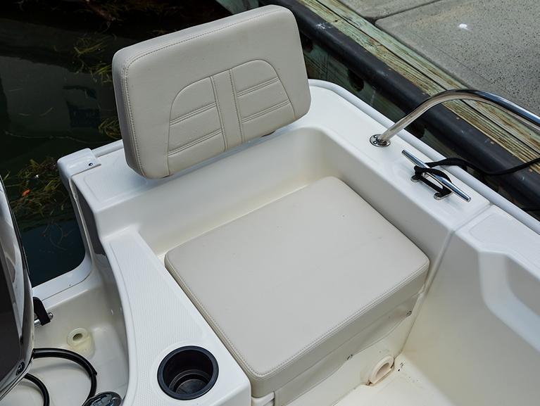 Boston Whaler 190 Montauk