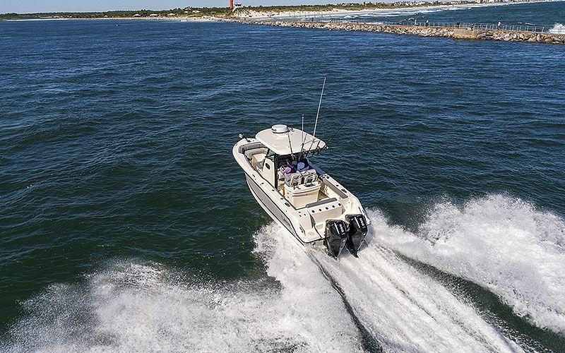Boston Whaler 250 Outrage