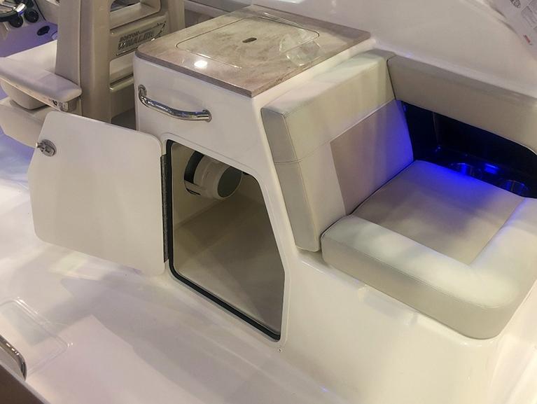 Boston Whaler 280 Vantage