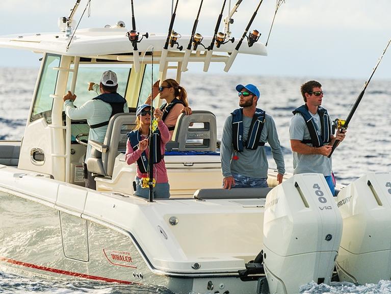 Boston Whaler 330 Outrage