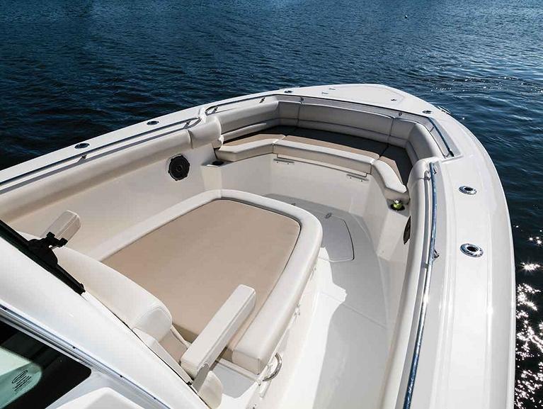 Boston Whaler 330 Outrage