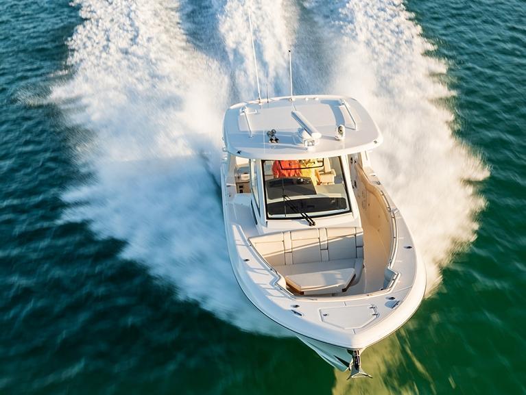 Boston Whaler 350 Realm