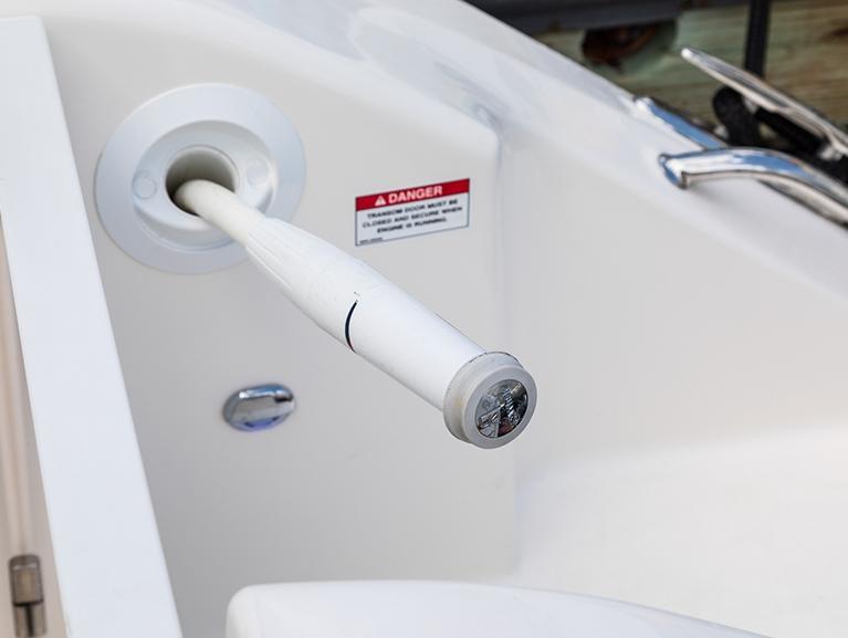 Boston Whaler 350 Realm