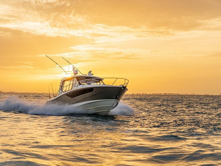 Boston Whaler 405 Conquest