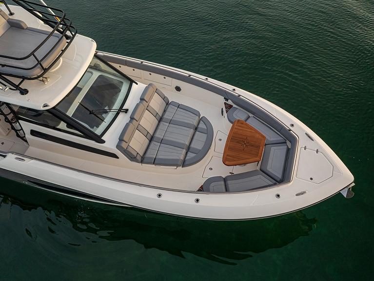 Boston Whaler 420 Outrage