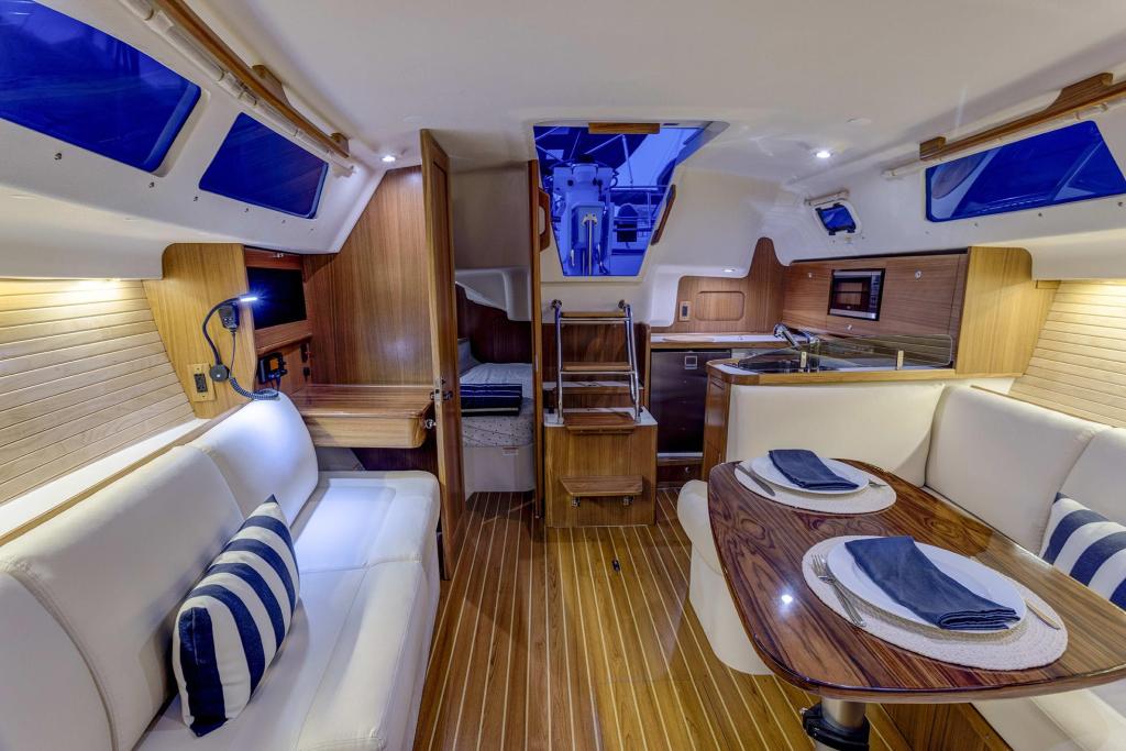 Catalina 316