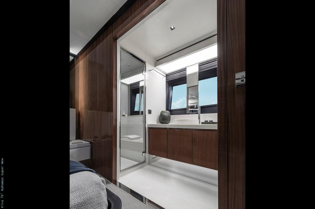 Riva 76' Bahamas Super