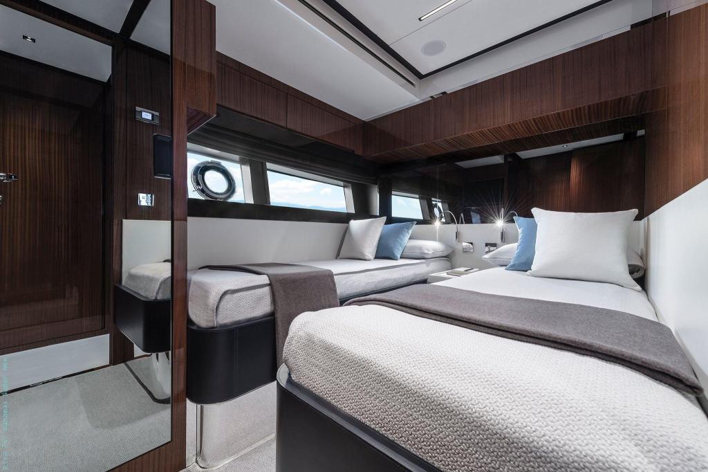 Riva 76' Bahamas Super