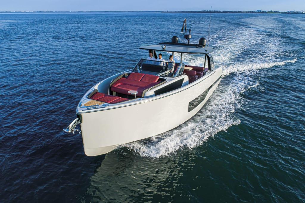 Cranchi A46 Luxury Tender
